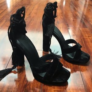 Joie Woman’s heels